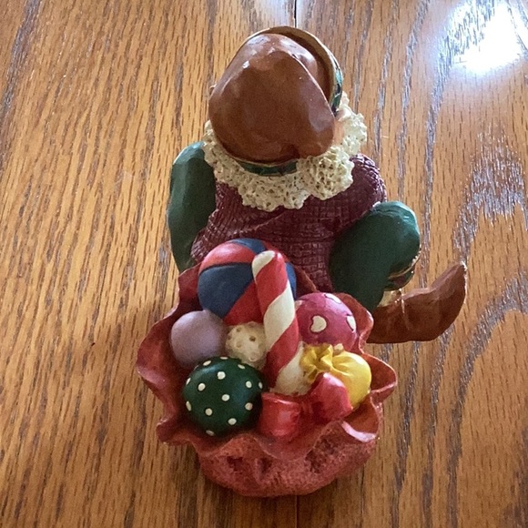 Christmas around the world Elf stocking holder with stocking - Picture 5 of 7